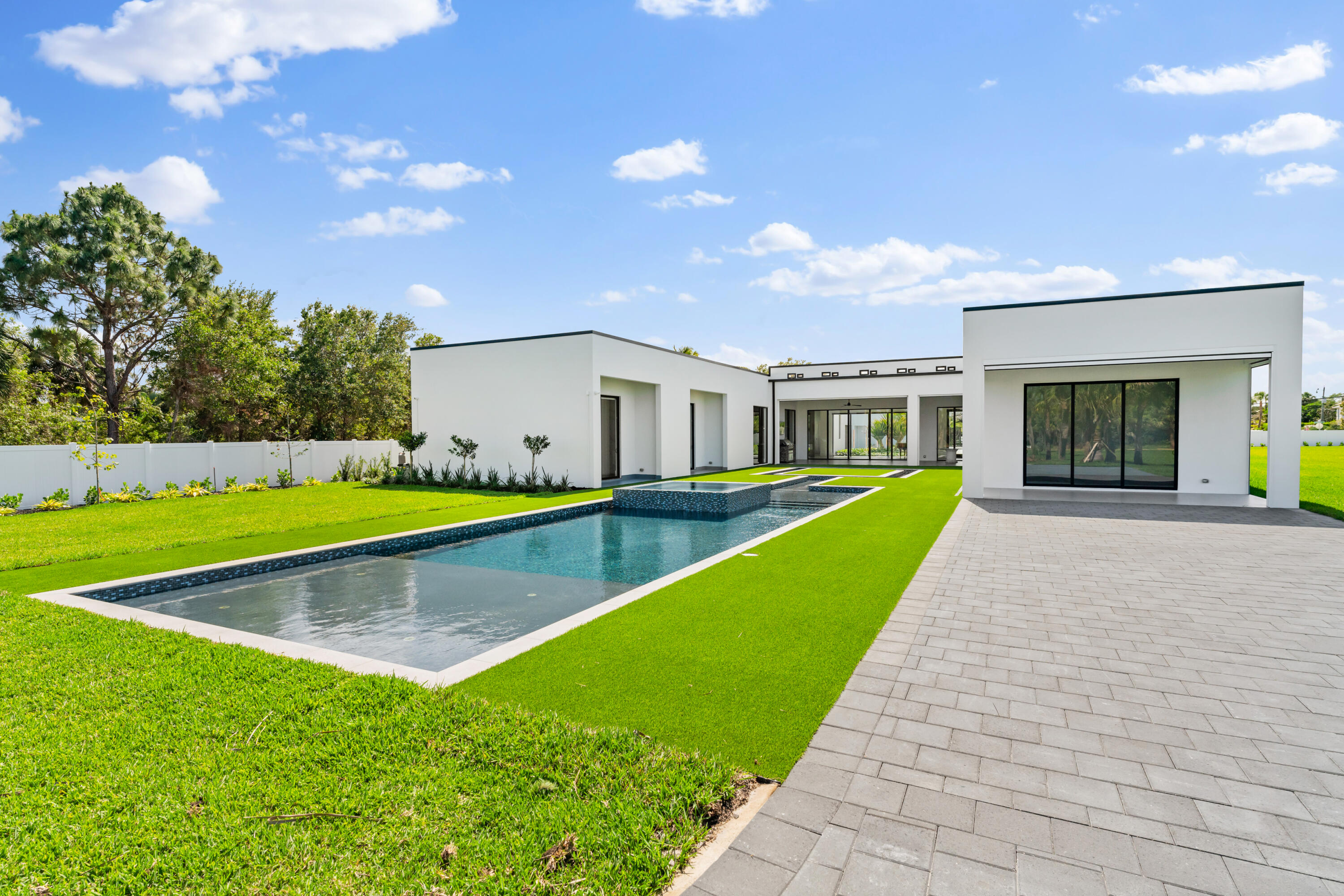 Gomez - Residential
