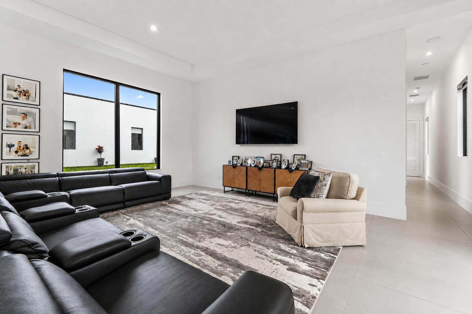 Gomez - Residential