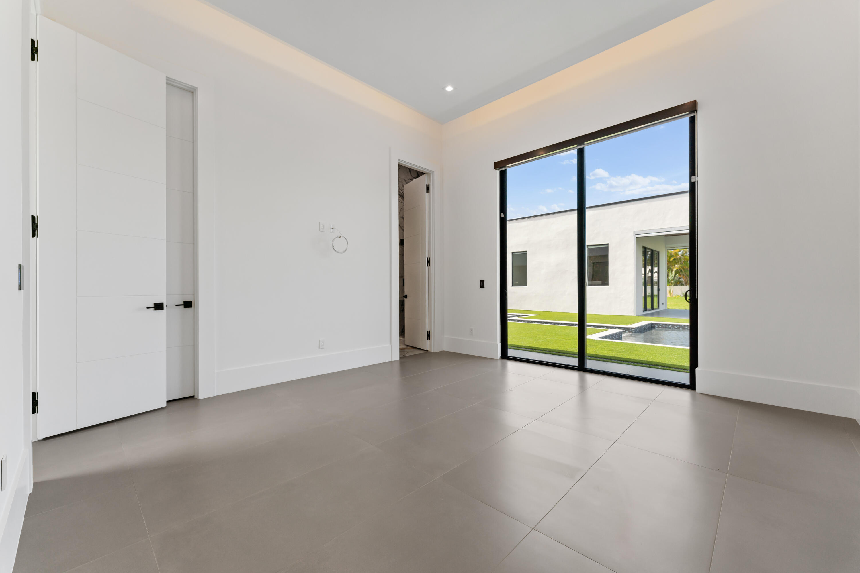 Gomez - Residential
