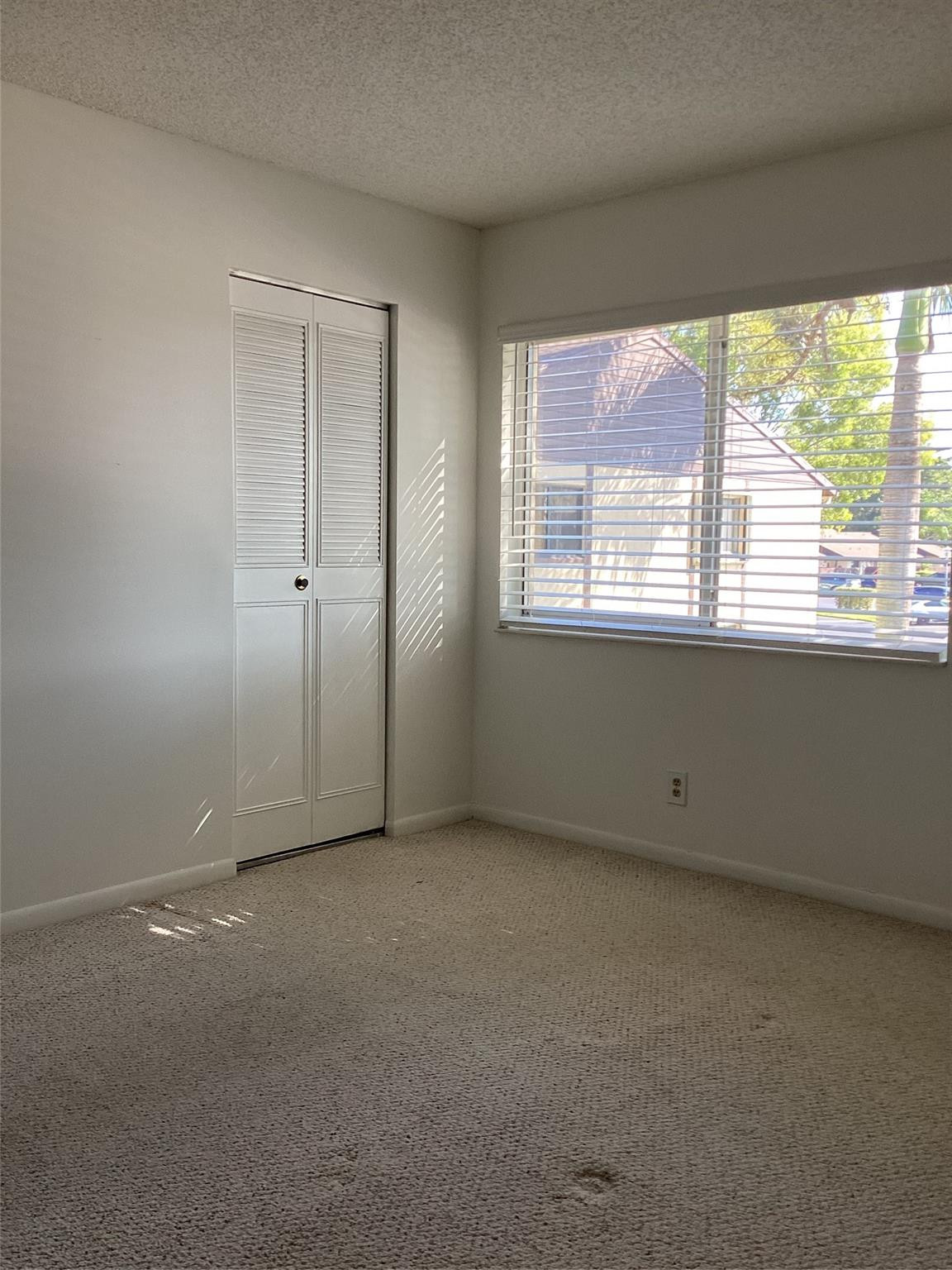 PINE RIDGE SOUTH IV CONDO - Residential