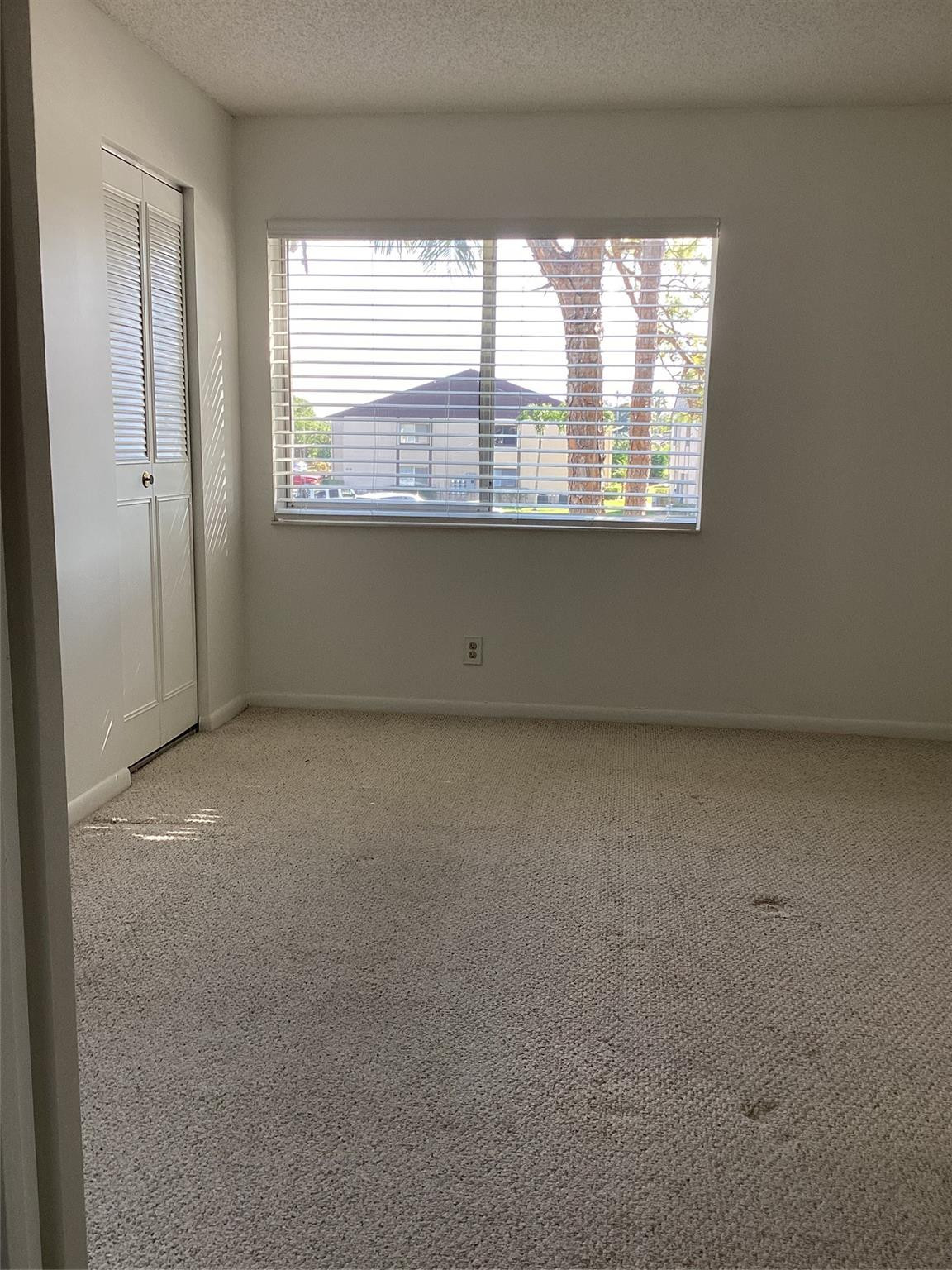 PINE RIDGE SOUTH IV CONDO - Residential