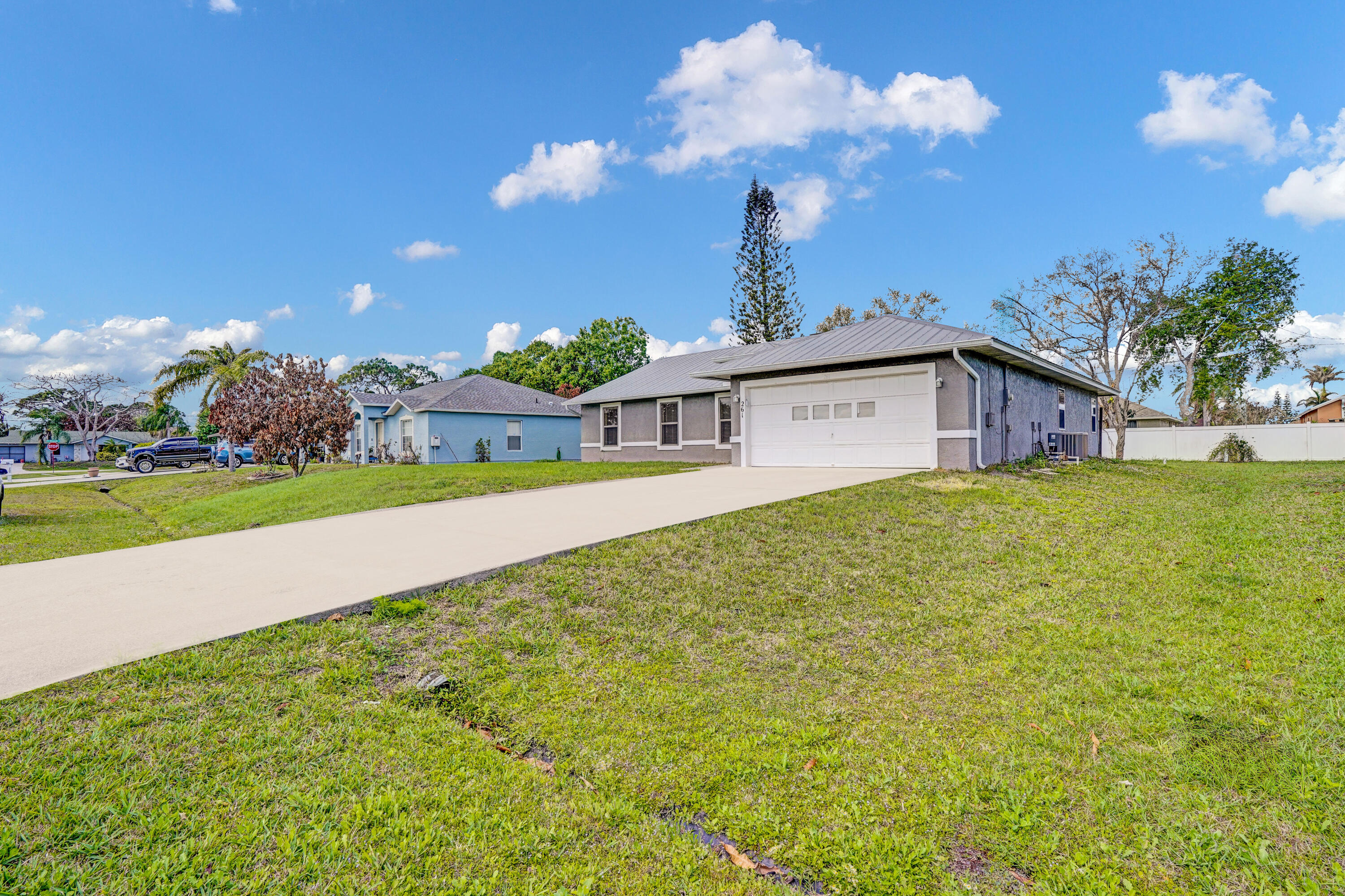 PORT ST LUCIE SECTION 13 - Residential