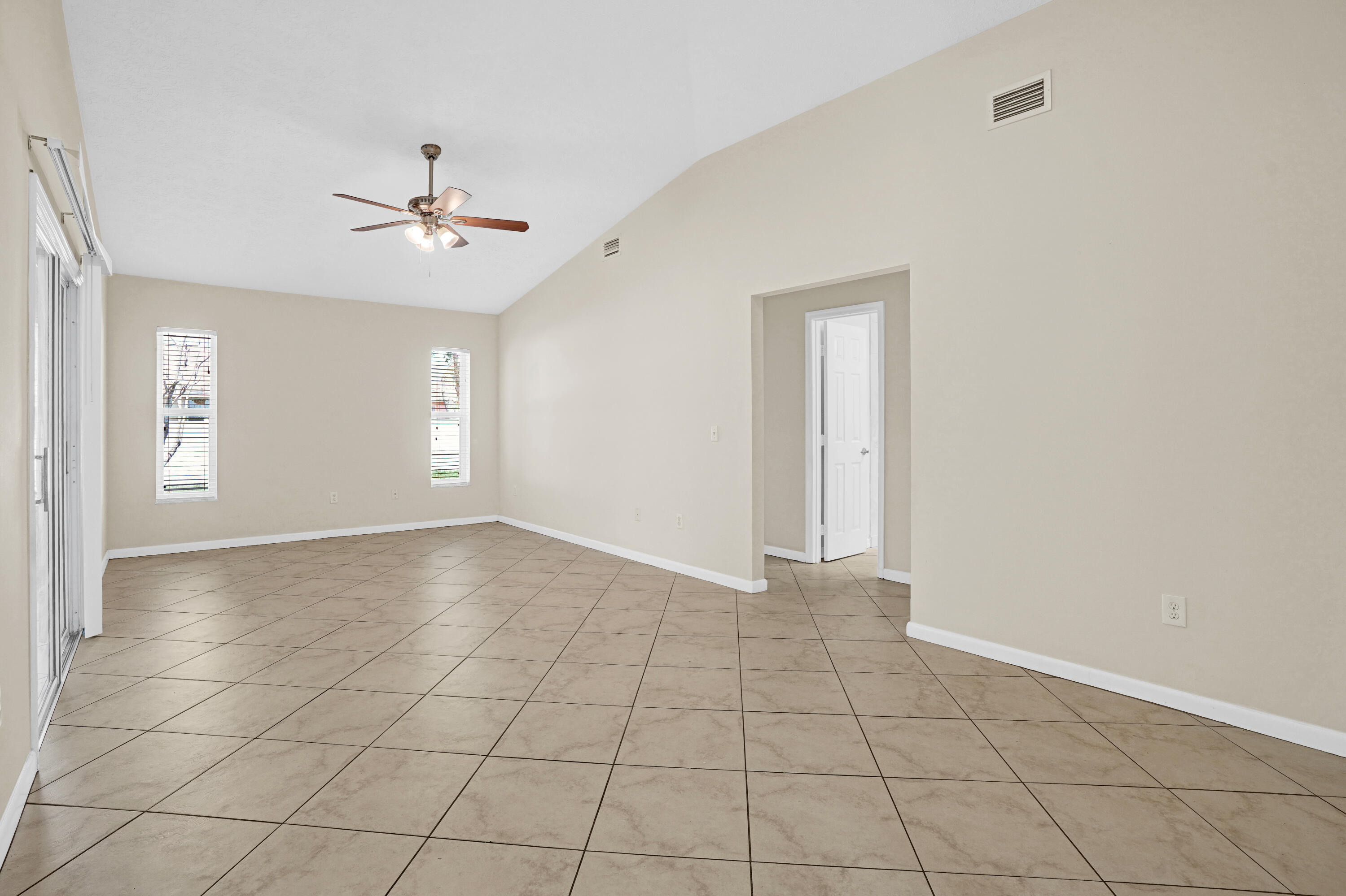 PORT ST LUCIE SECTION 13 - Residential