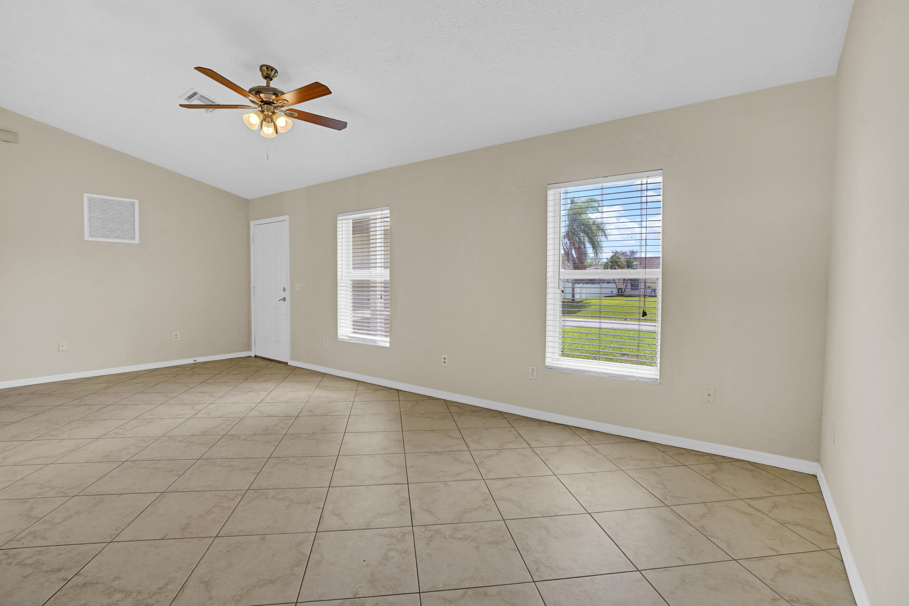 PORT ST LUCIE SECTION 13 - Residential