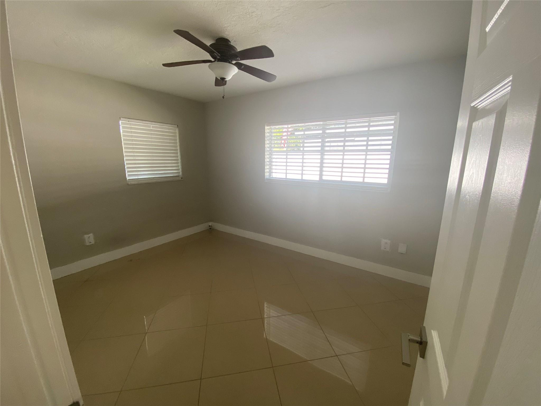 Weidlings Sub Of S1/2 Of - Residential