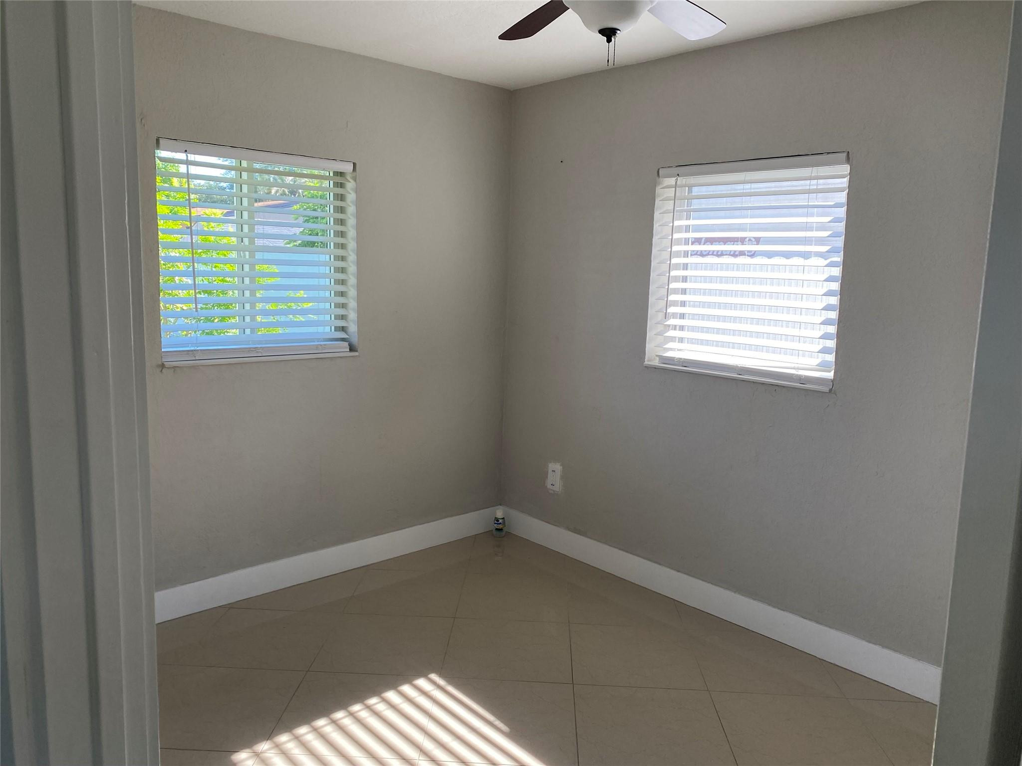 Weidlings Sub Of S1/2 Of - Residential