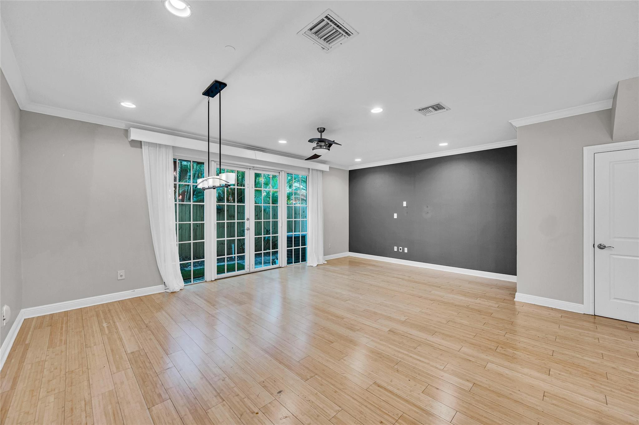 VICTORIA PARK - Residential