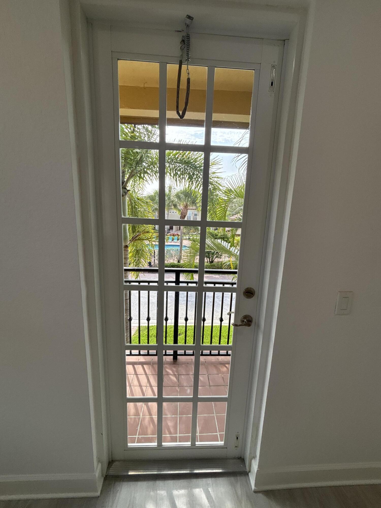 VENTURA GREENS AT EMERALD DUNES CONDO - Residential Lease