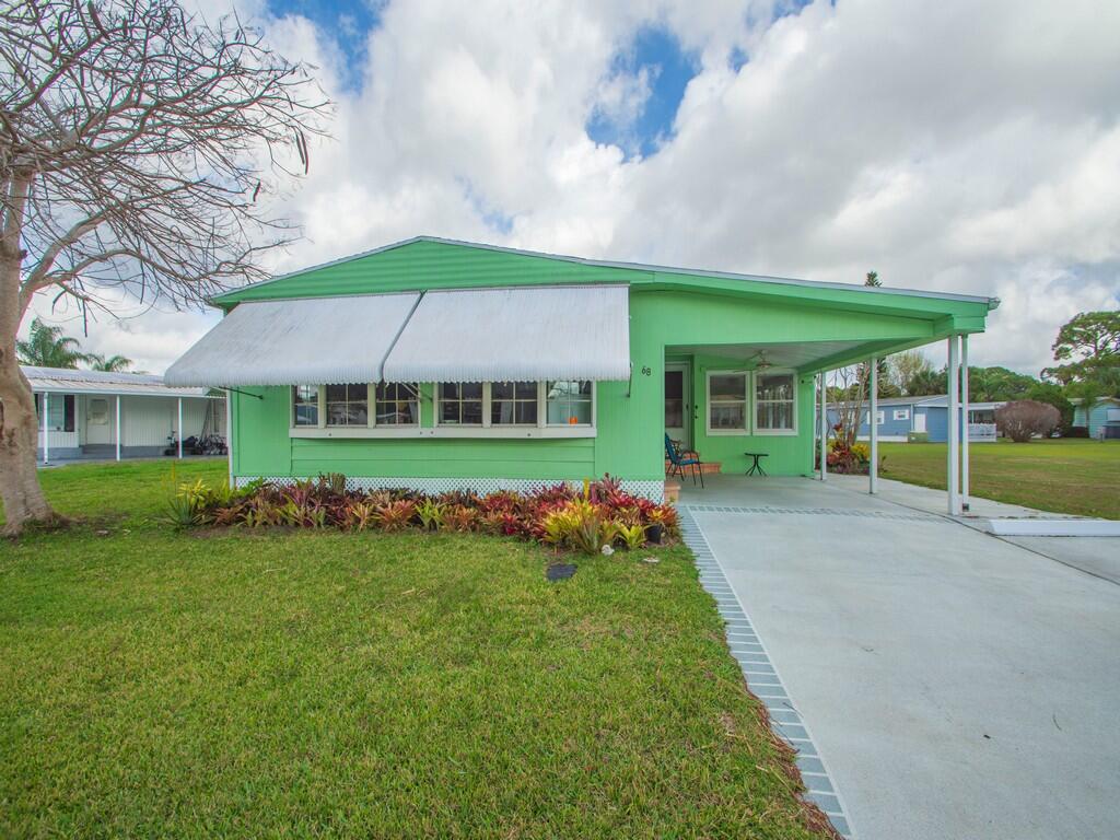 Spanish Lakes Golf Village - Residential