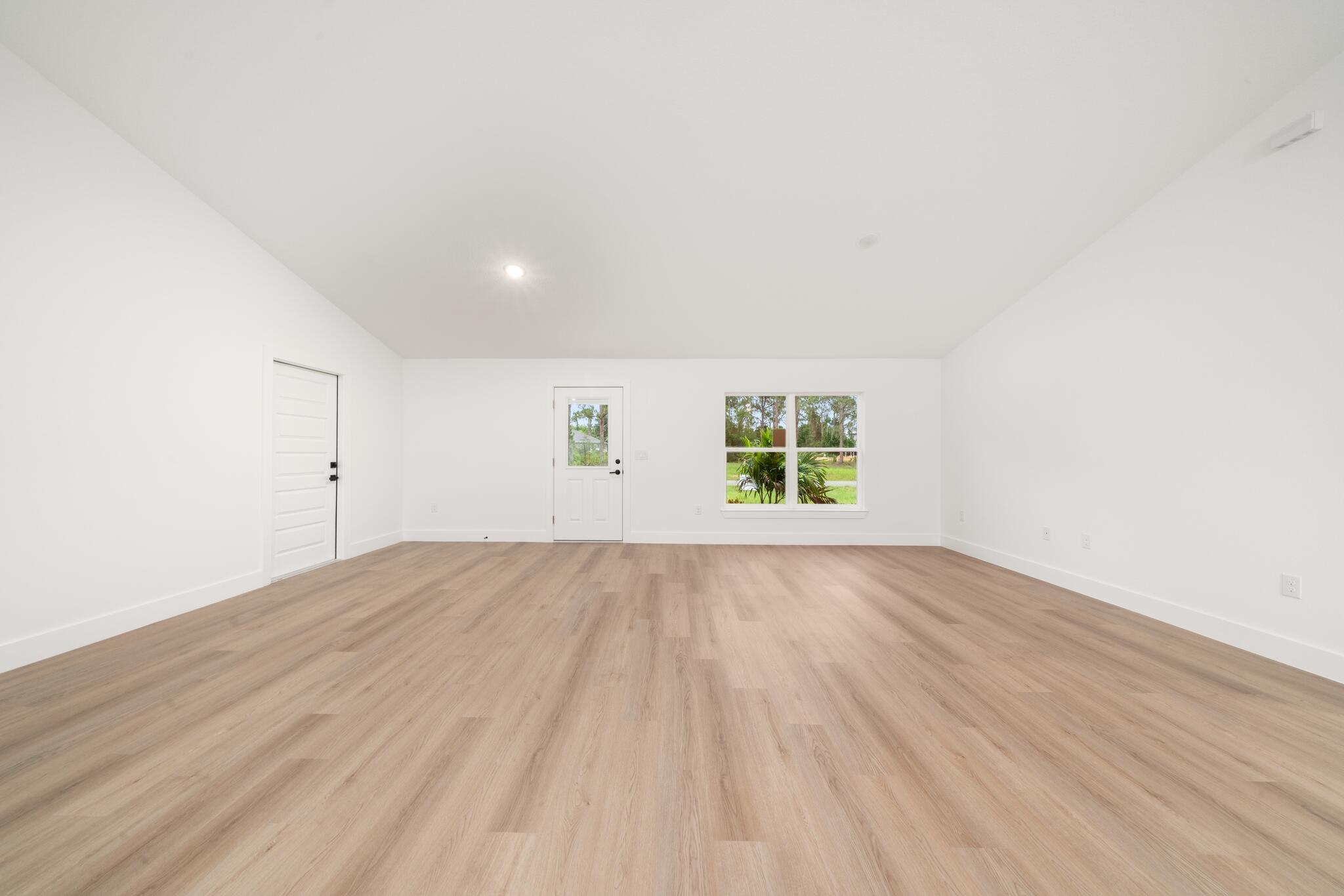 SUN N LK SEB UNIT 16 - Residential