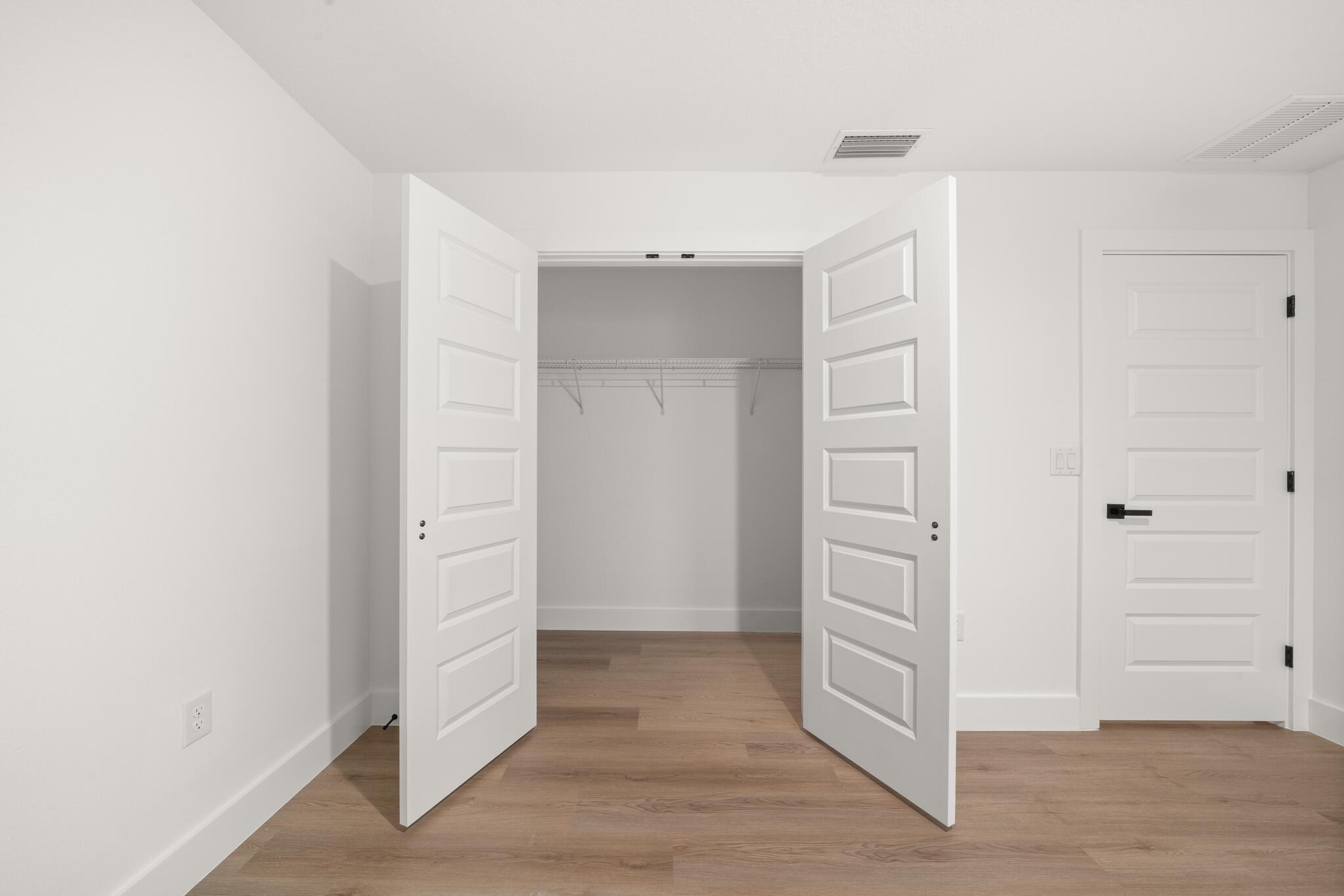 SUN N LK SEB UNIT 16 - Residential