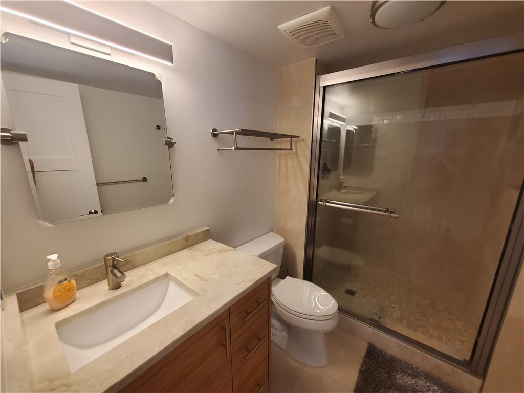 WATERBURY CONDO - Residential Lease