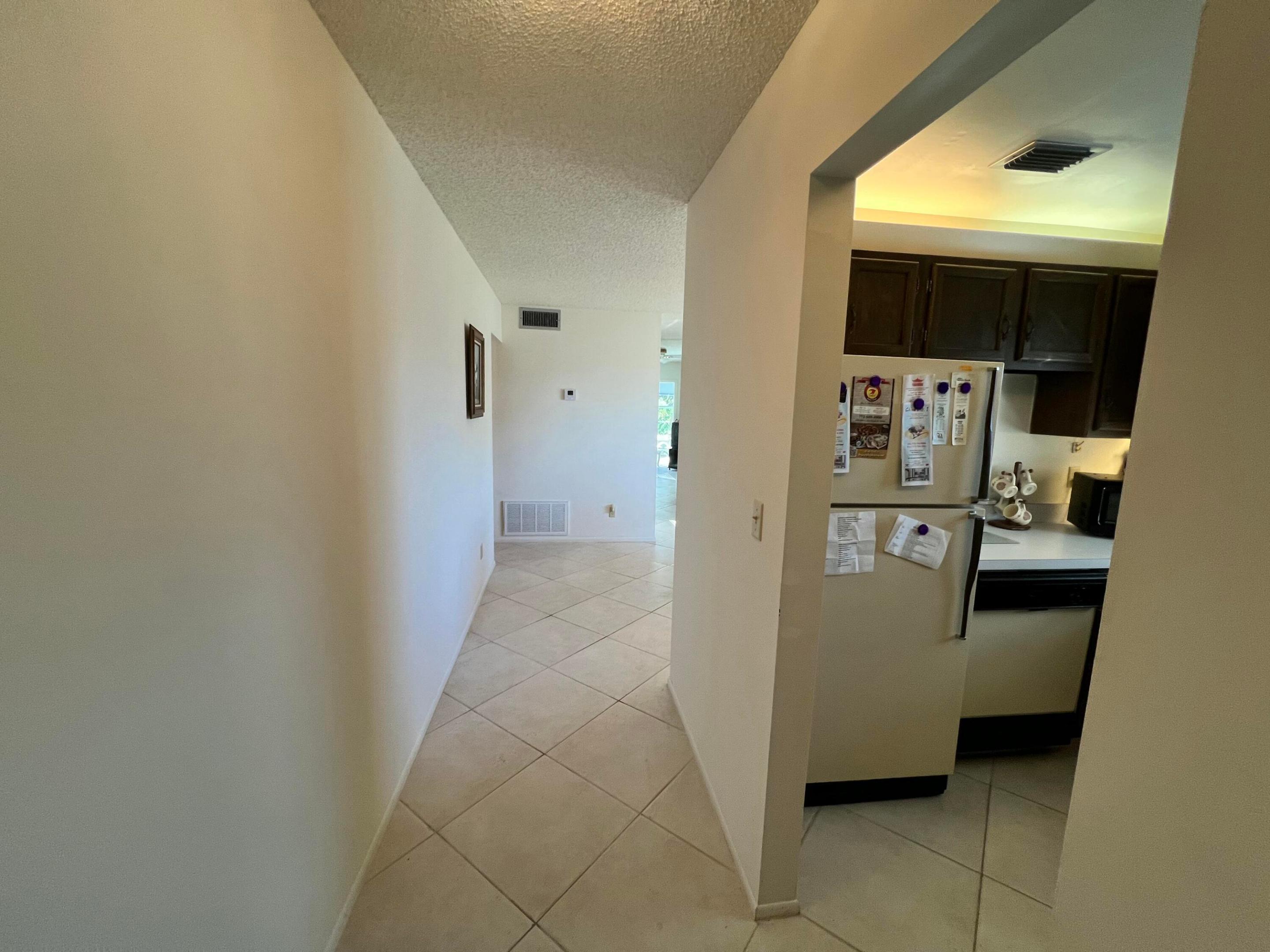 VISTA ROYALE PHASE IV BLDGS 83-111 - Residential