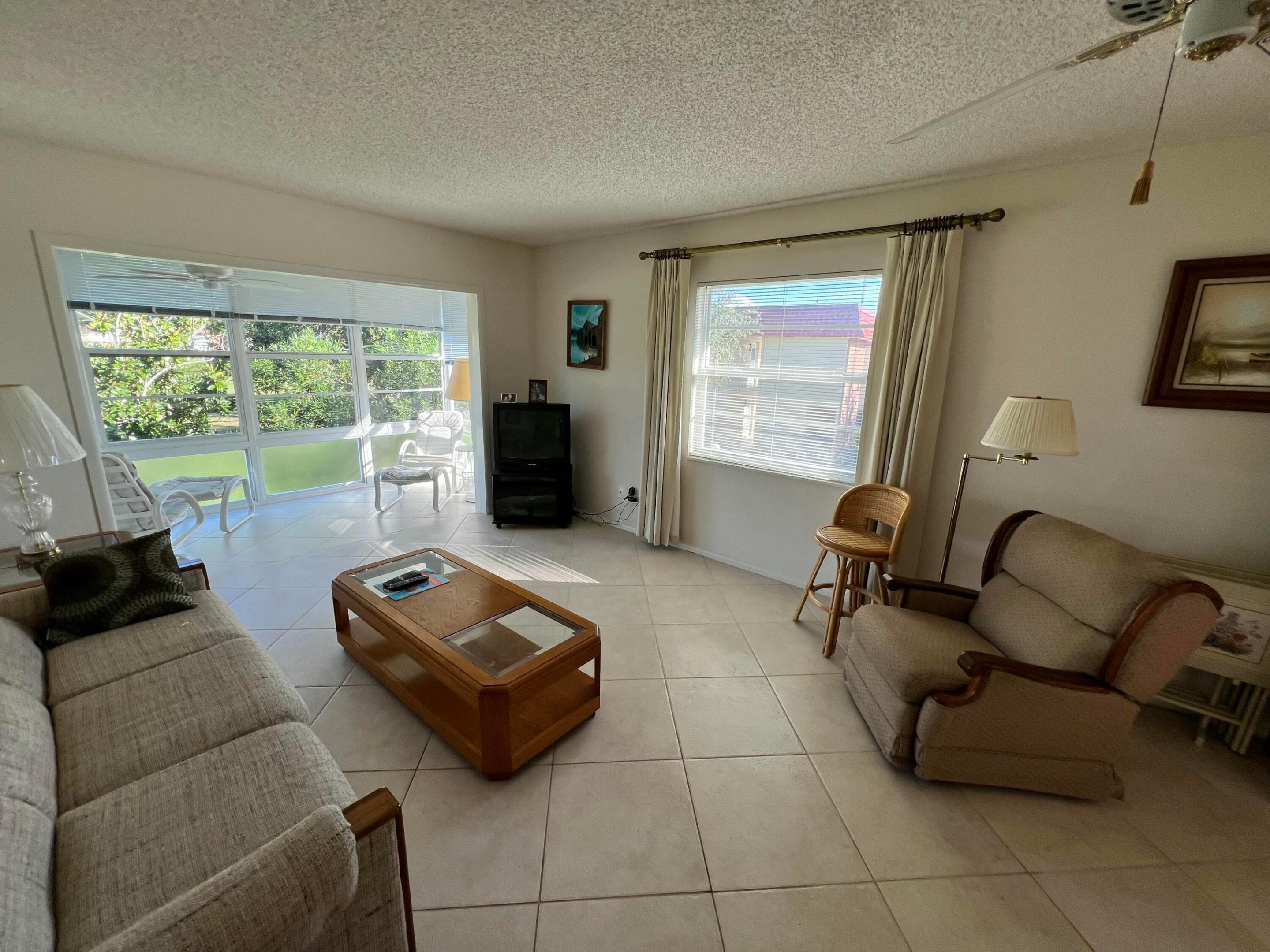 VISTA ROYALE PHASE IV BLDGS 83-111 - Residential