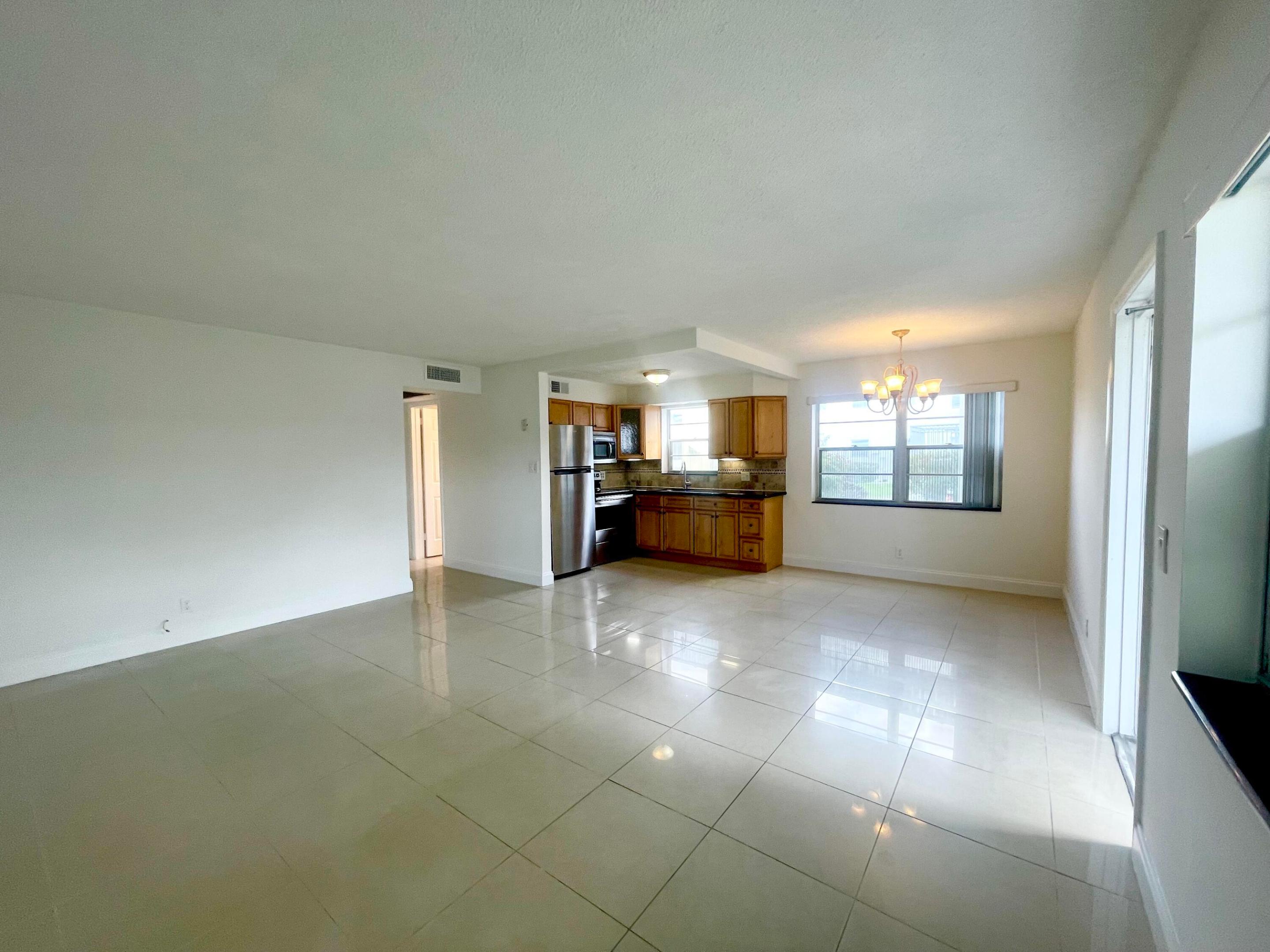 SHEFFIELD CONDOS A TO Q - Residential Lease
