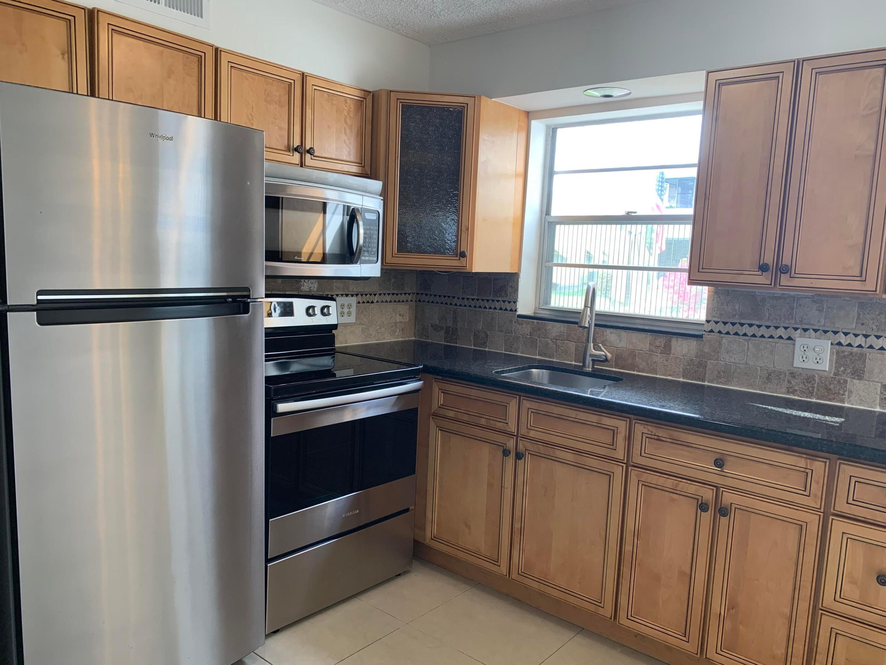 SHEFFIELD CONDOS A TO Q - Residential Lease