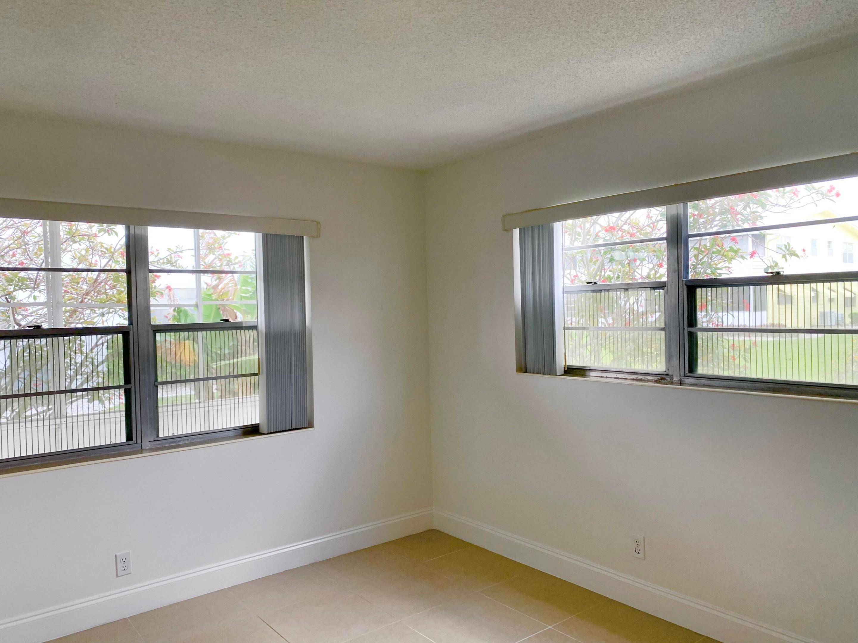 SHEFFIELD CONDOS A TO Q - Residential Lease
