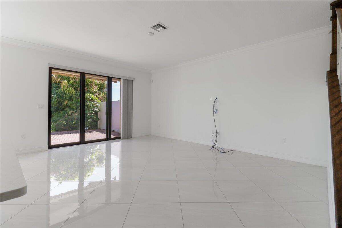 BOCA DUNES PUD - Residential Lease