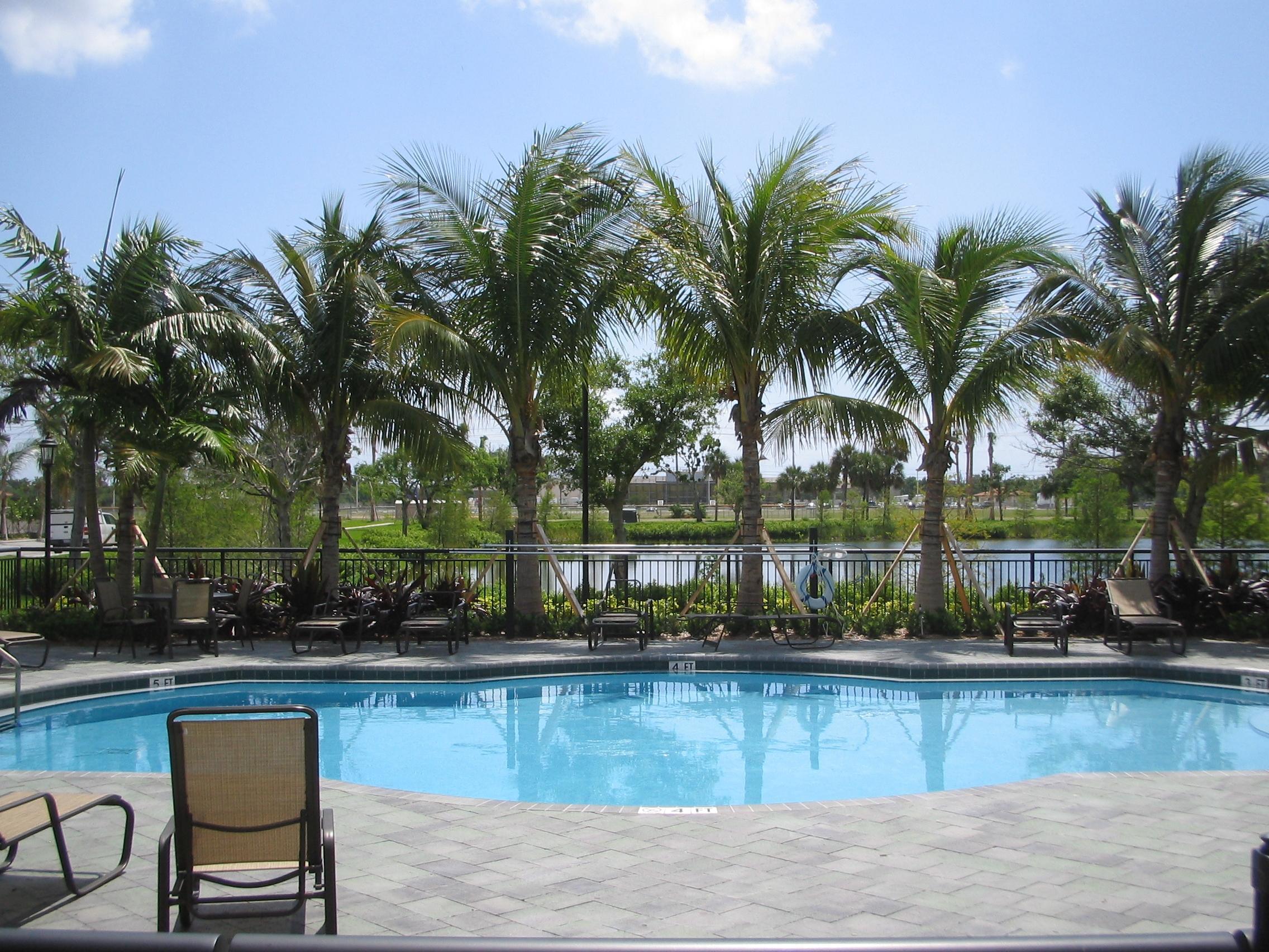 VIZCAYA LAKES CONDO - Residential Lease
