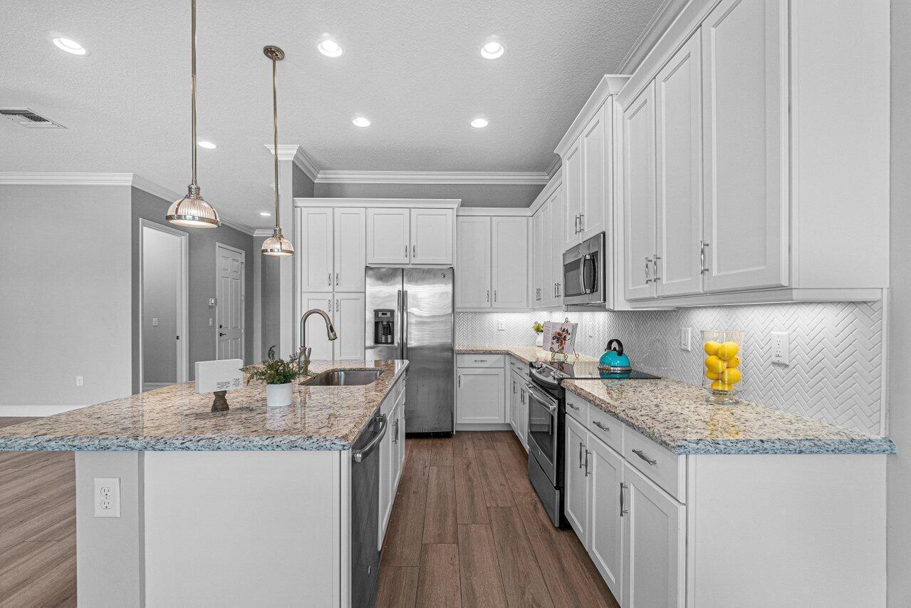 Tuscany/ Tuscany North - Residential Lease