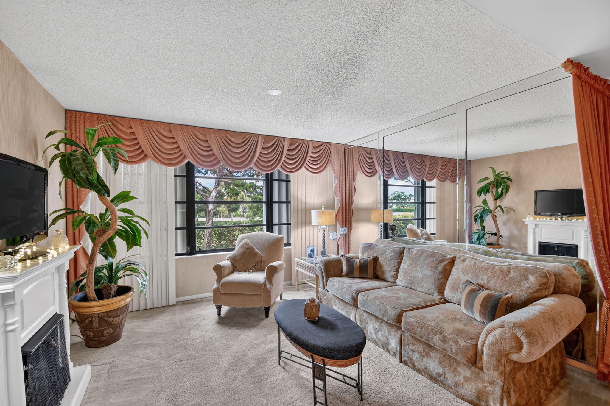 WHITEHALL VILLAGE - Residential