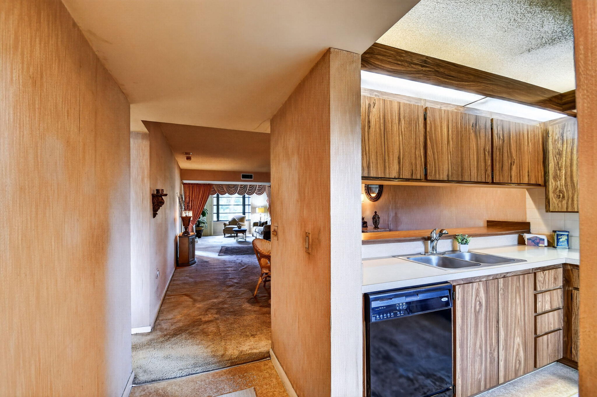 WHITEHALL VILLAGE - Residential