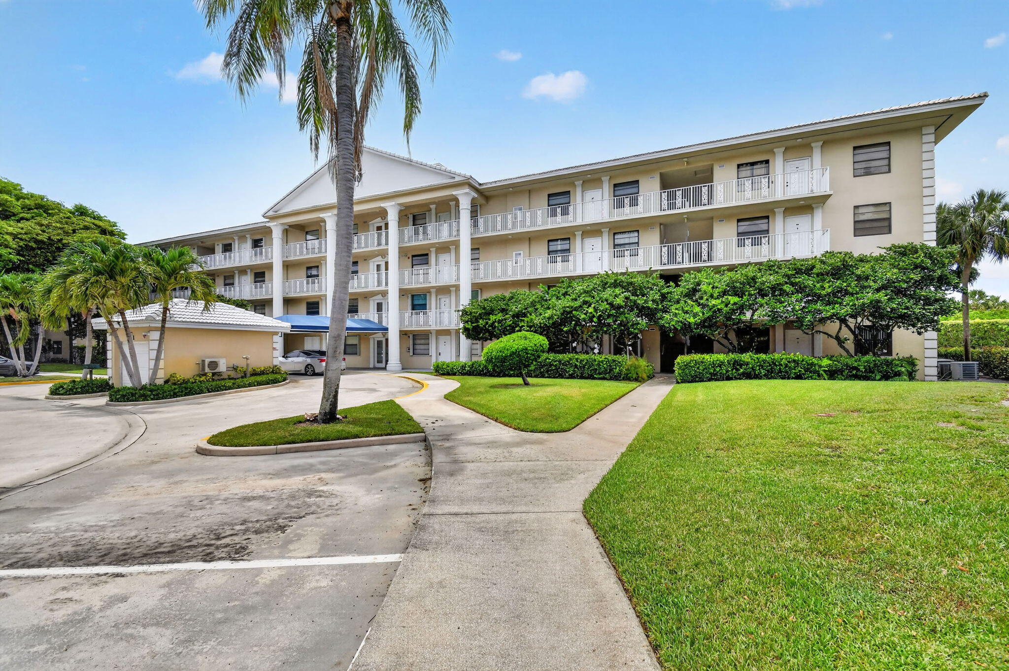 WHITEHALL VILLAGE - Residential