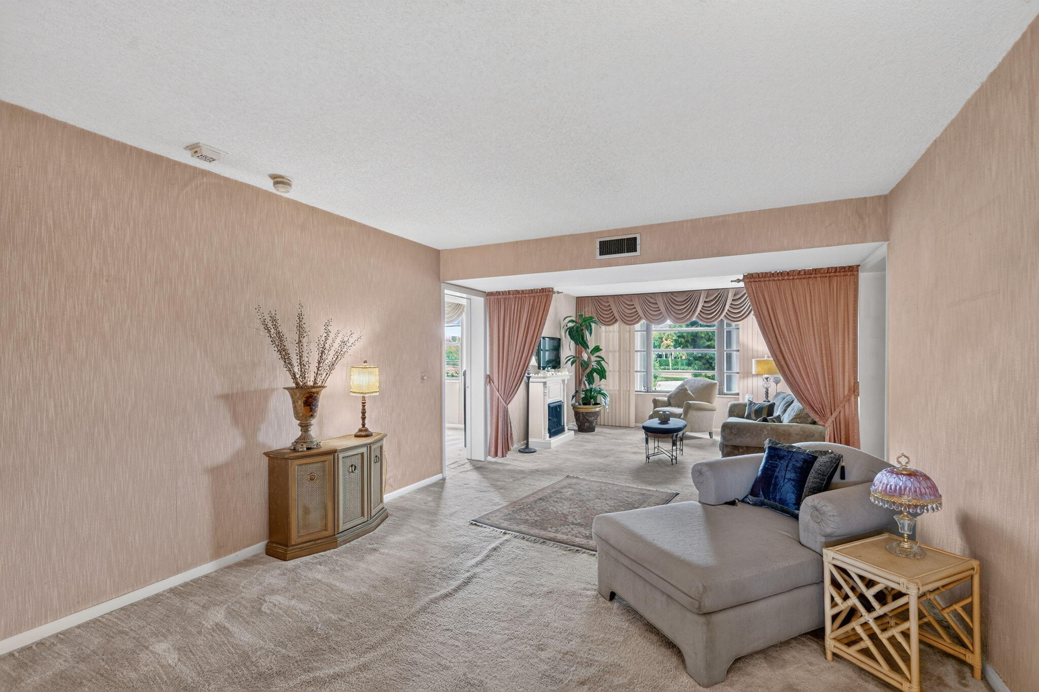 WHITEHALL VILLAGE - Residential