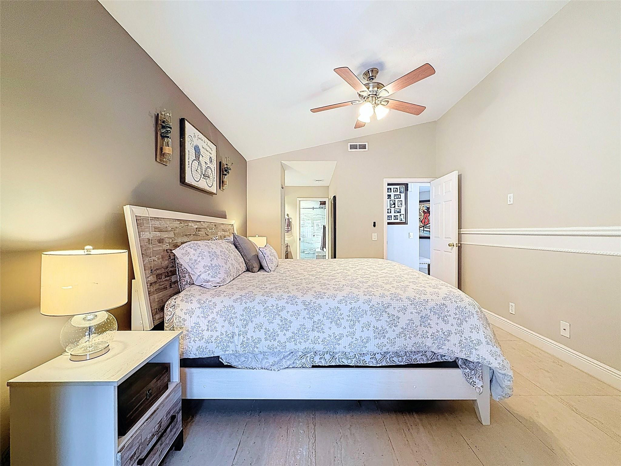 COUNTRY ISLES GARDEN HOMES - Residential