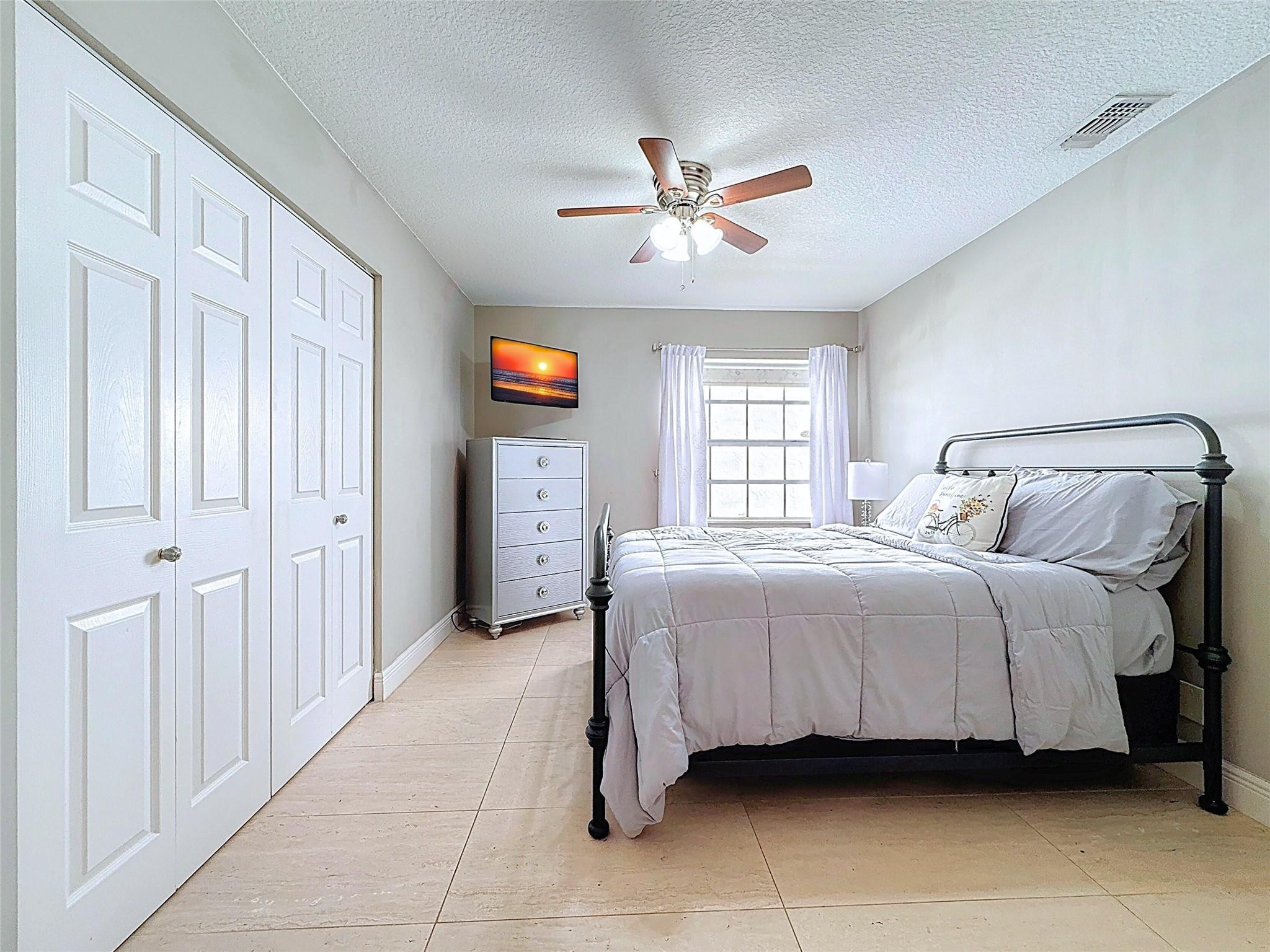 COUNTRY ISLES GARDEN HOMES - Residential