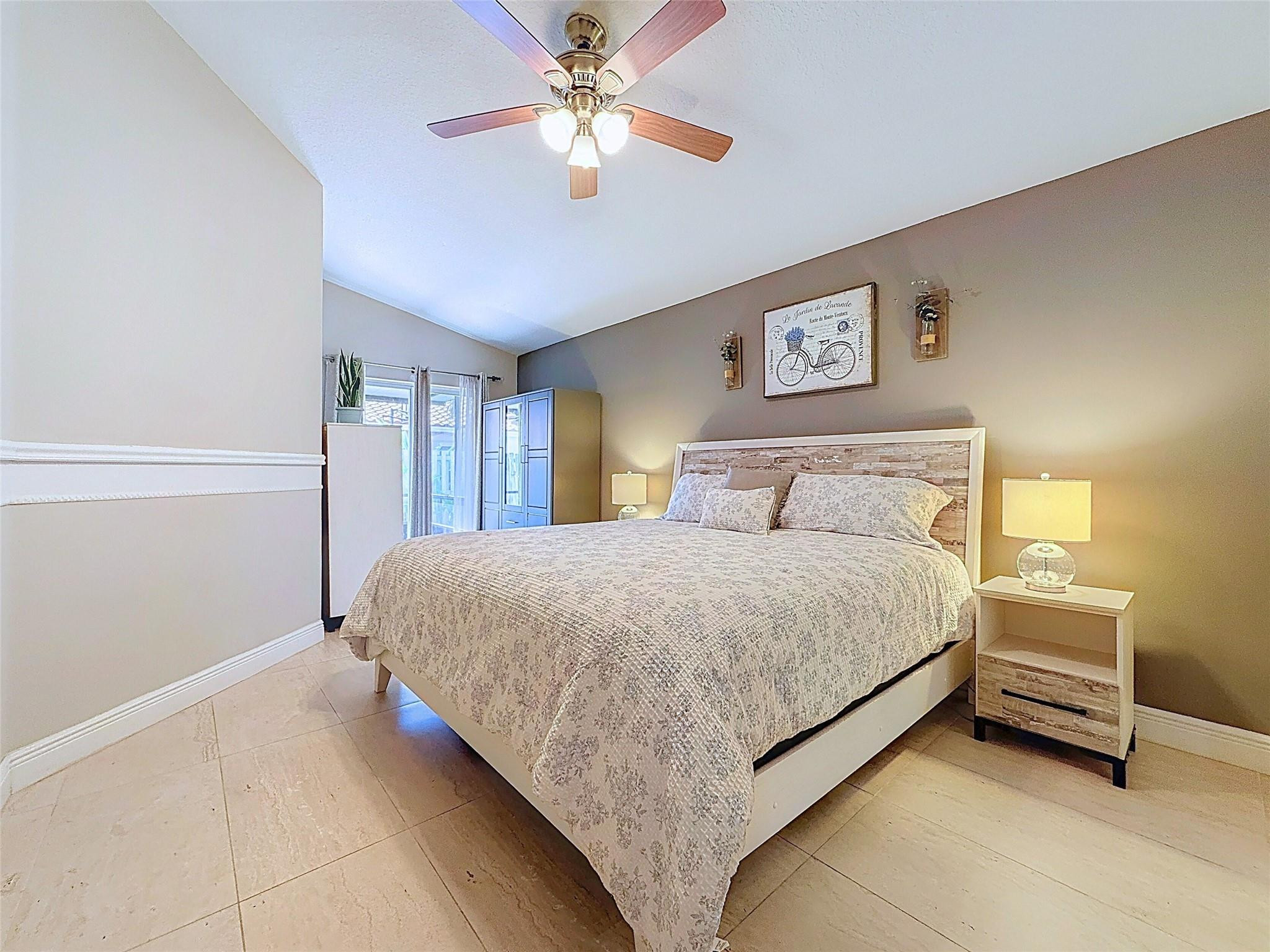 COUNTRY ISLES GARDEN HOMES - Residential