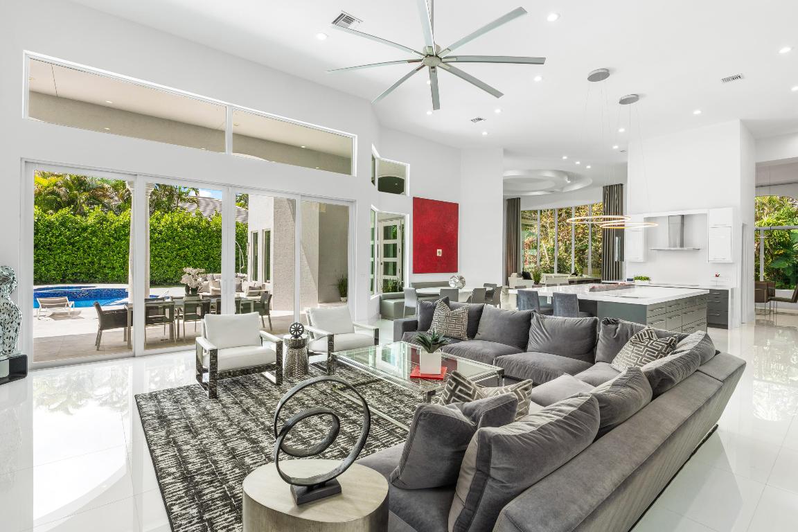 VINTAGE OAKS / POLO CLUB - Residential