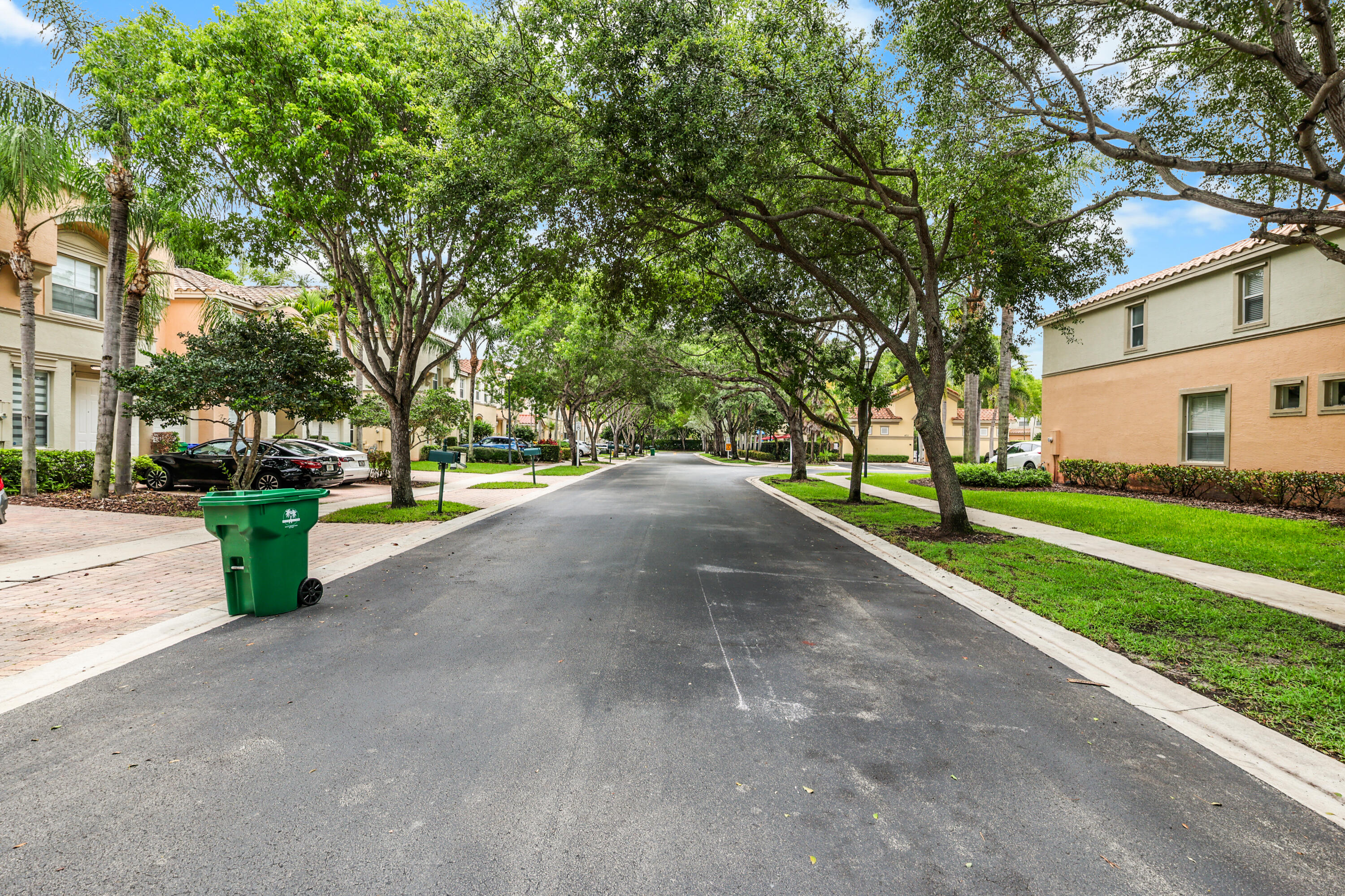 RIVIERA ISLES IV - Residential