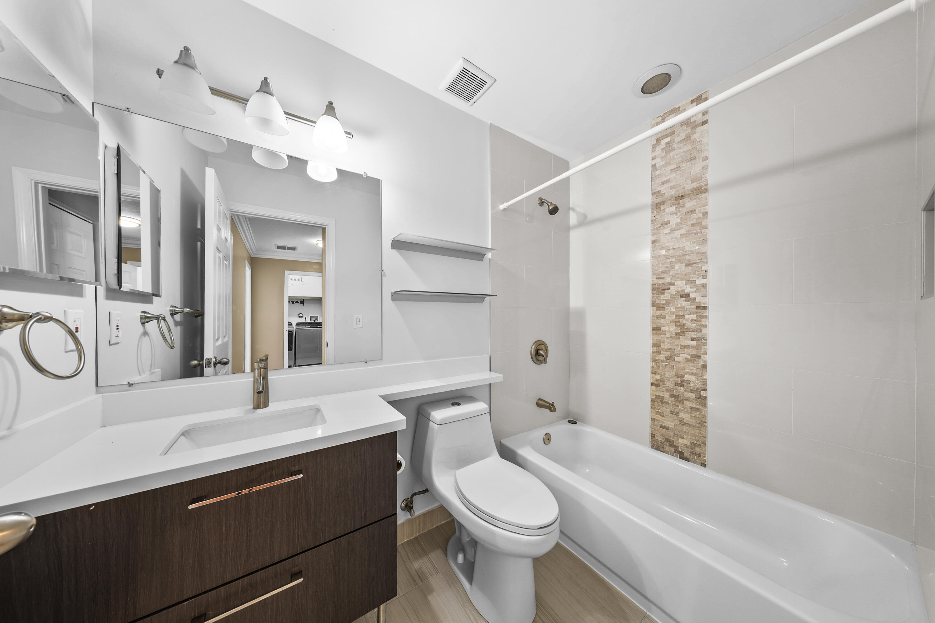 RIVIERA ISLES IV - Residential