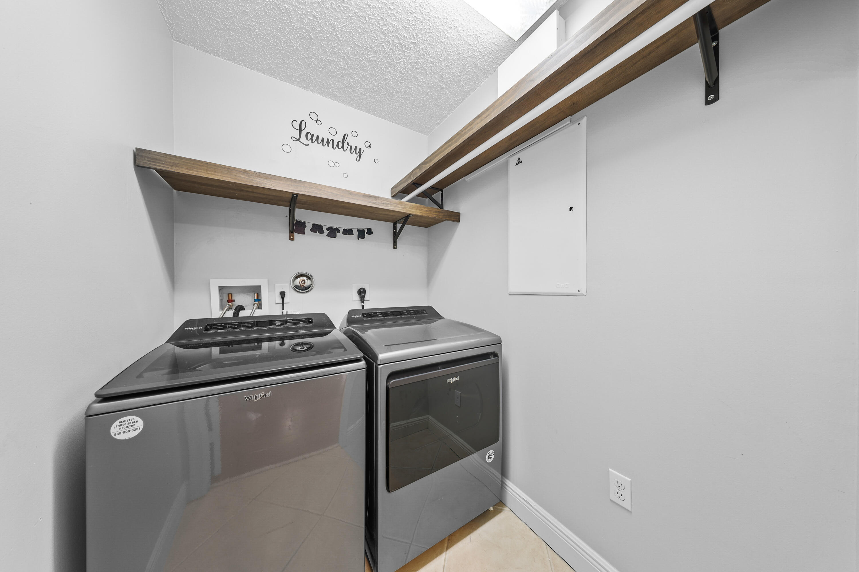 RIVIERA ISLES IV - Residential