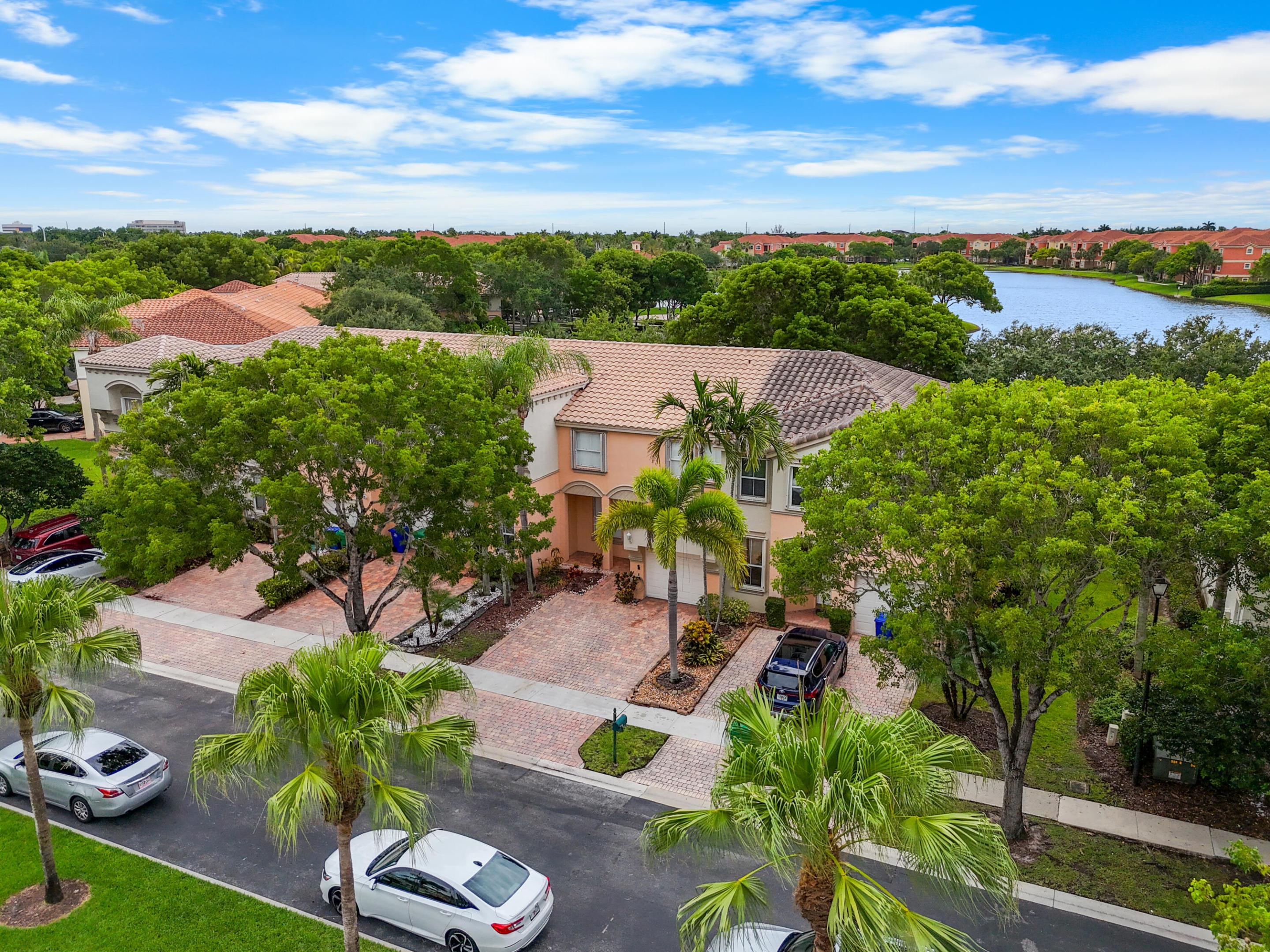 RIVIERA ISLES IV - Residential