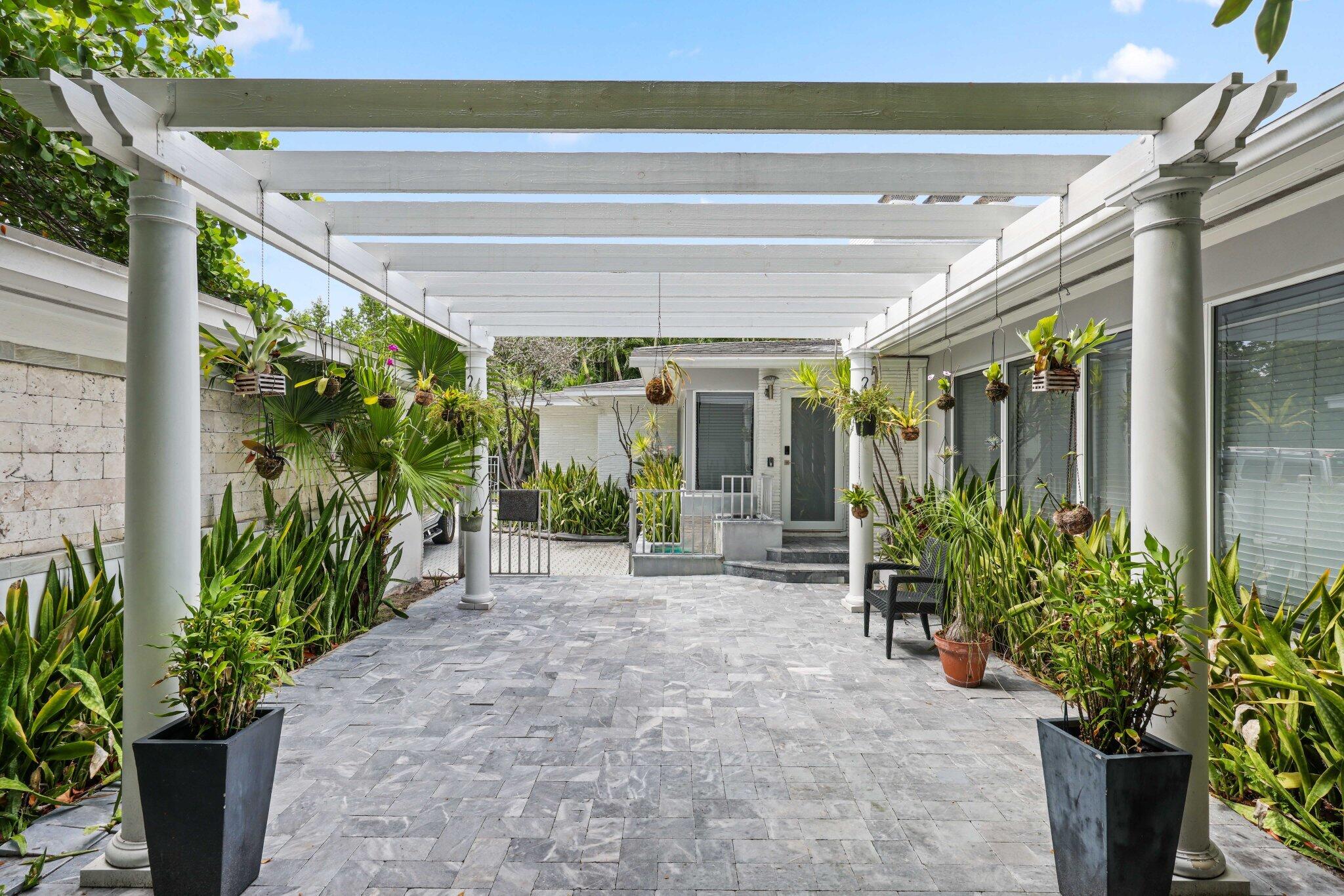 HARBOR BEACH - Residential