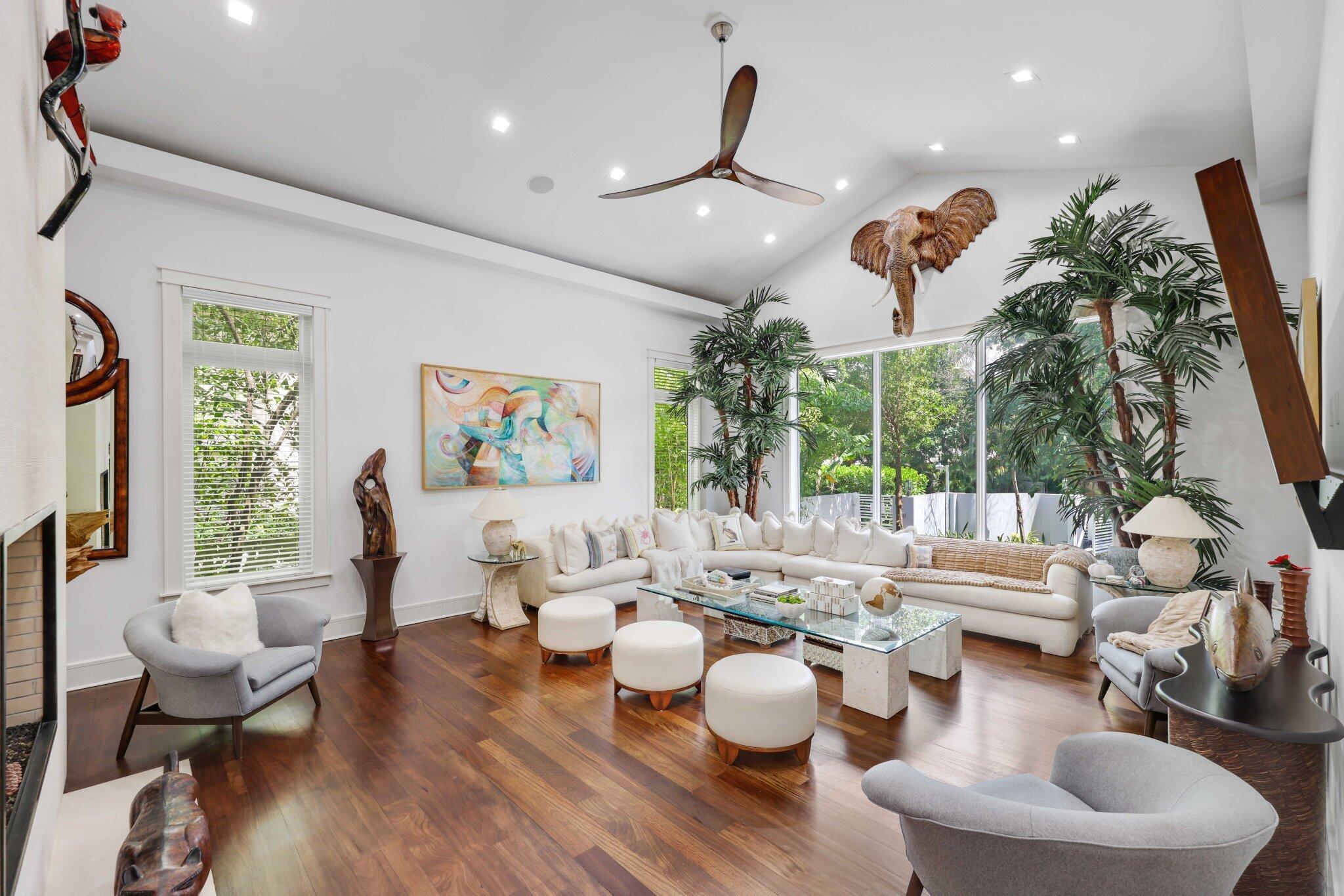 HARBOR BEACH - Residential