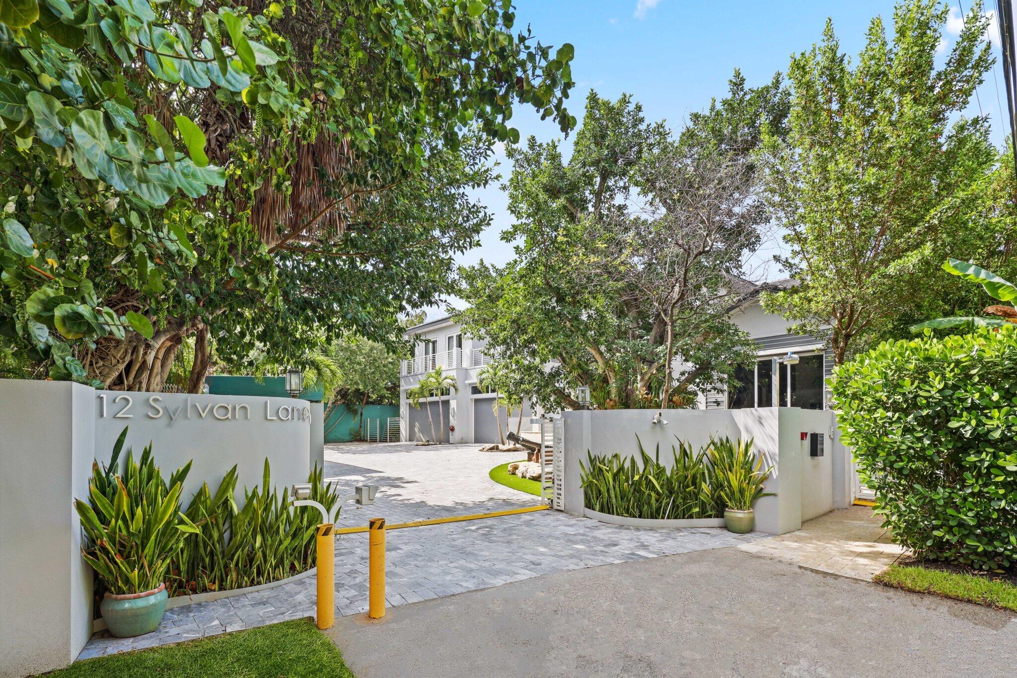 HARBOR BEACH - Residential