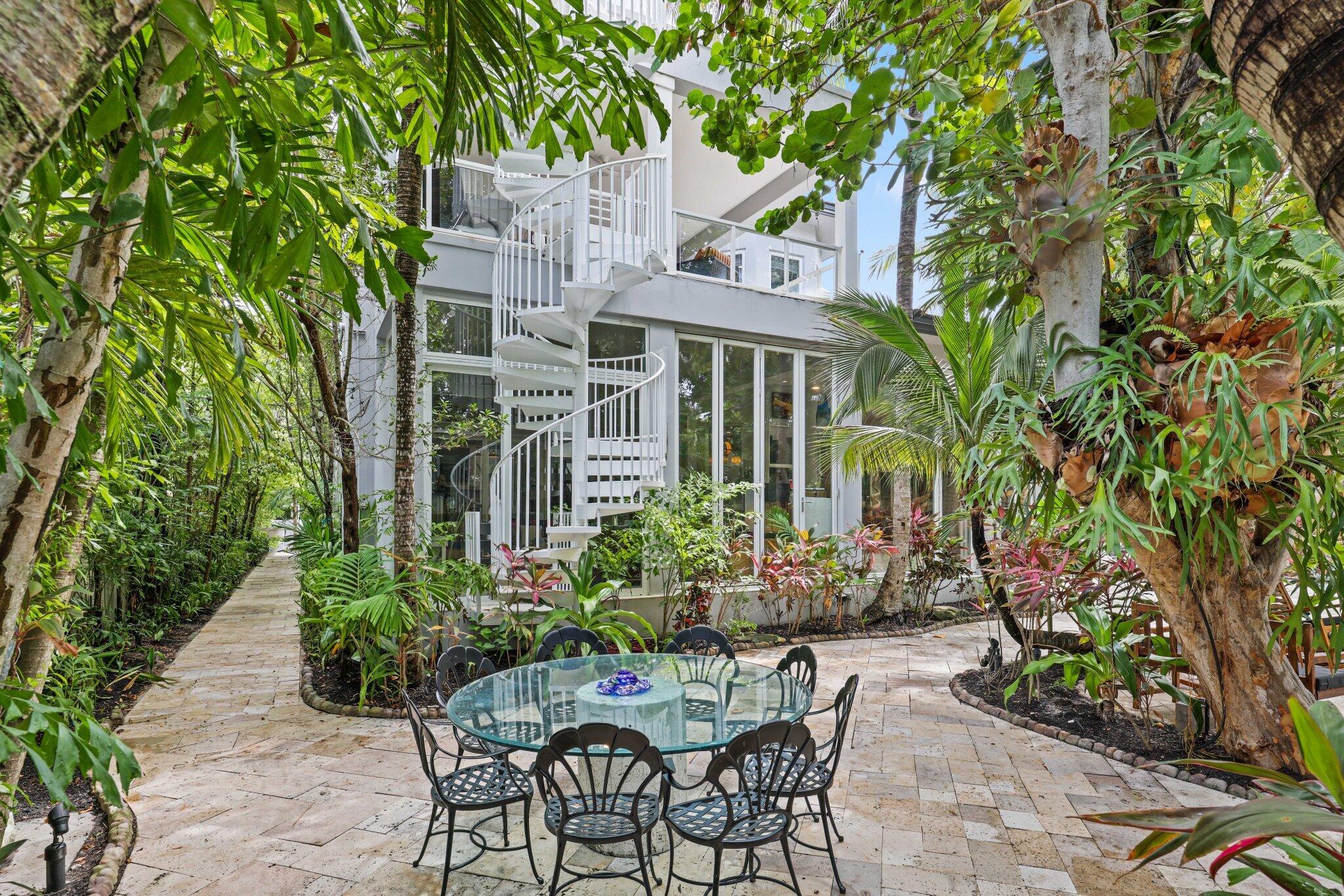 HARBOR BEACH - Residential