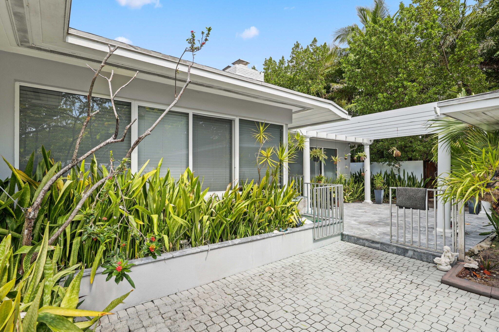 HARBOR BEACH - Residential