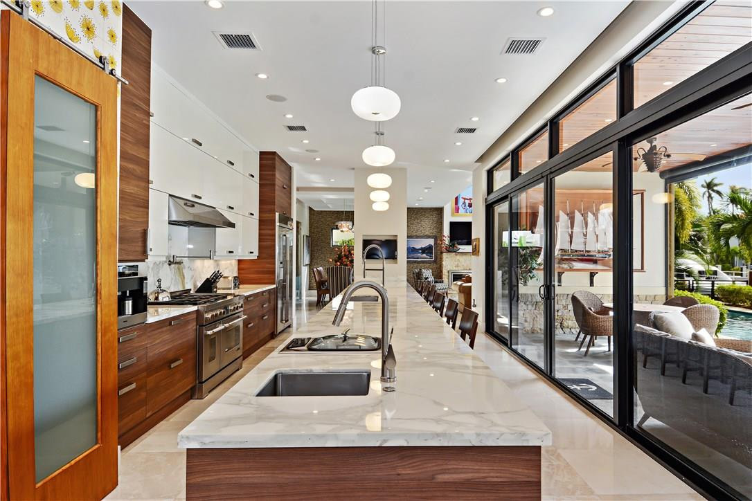 CORAL ISLES - Residential