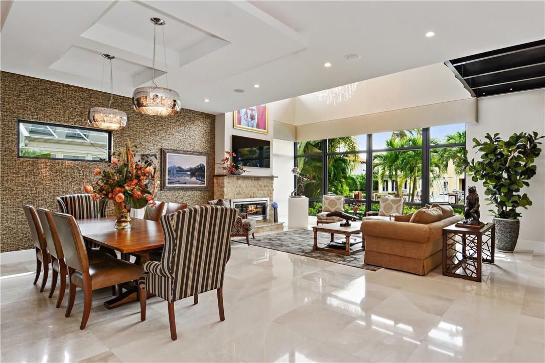 CORAL ISLES - Residential