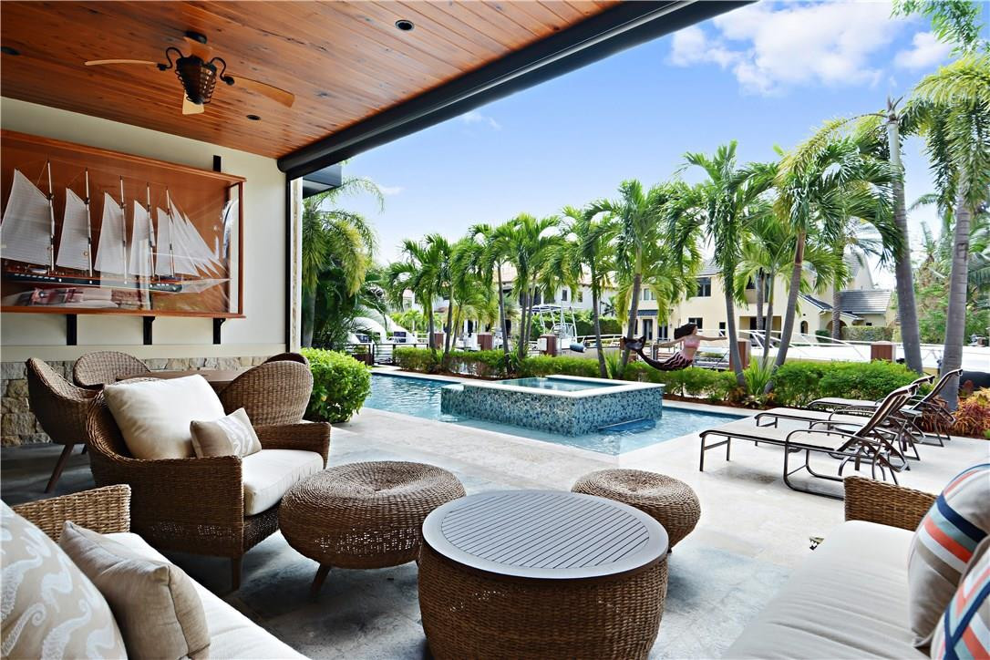 CORAL ISLES - Residential