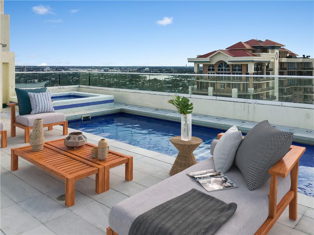 Las Olas Beach Club - Residential