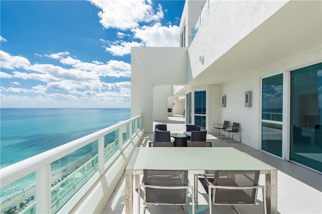 Las Olas Beach Club - Residential