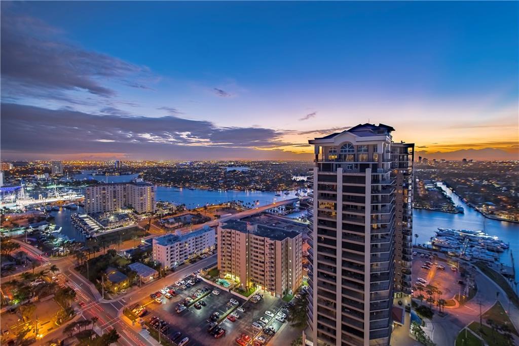 Las Olas Beach Club - Residential