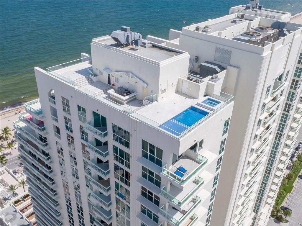 Las Olas Beach Club - Residential