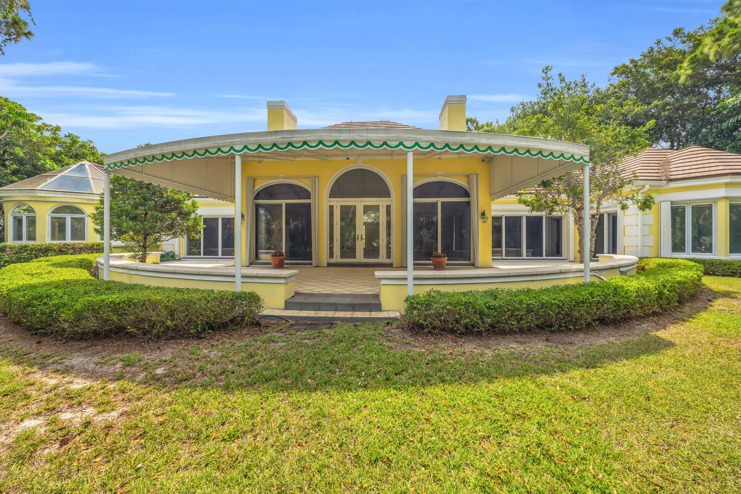 LOBLOLLY PINES - Residential