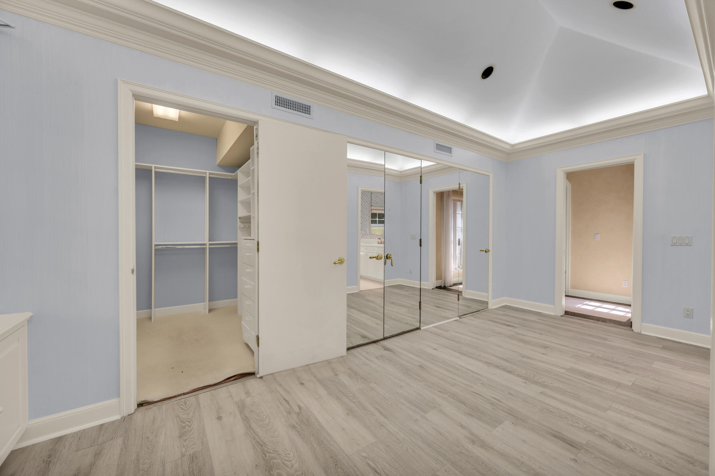 LOBLOLLY PINES - Residential